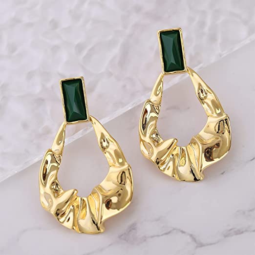 The retro studs that turn heads soar, take a pinch of atmosphere