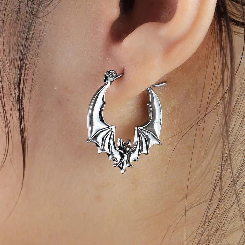SIsslia European and American Fashion New Retro Batpunk Hip Hop Earrings