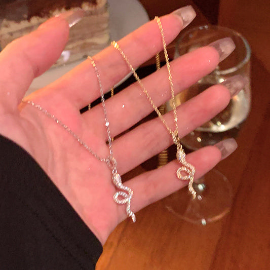 SISSLIA 2024 High Quality Diamond Snake Light Luxury Temperament Fashion Pendant Necklace for Women