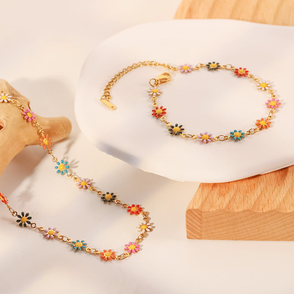 SISSLIA 2024 Cross-Border New Titanium Steel 18K Gold White/Color Small Daisy Chain Necklace for Women