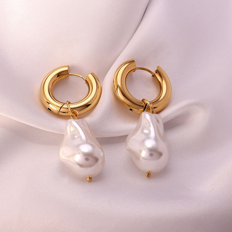 SISSLIA Hot Selling Removable Chunky Hoop Earrings With Irregular Baroque Pearl Charm Stainless Steel Gold Plated Hoop Earrings