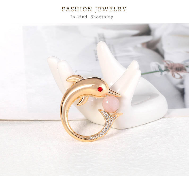 SISSLIA High Quality Fashion Cute Gold Plated Copper Natural Freshwater Pearl Jewelry Zircon Animal Brooch Dolphin Brooches