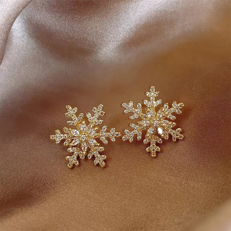 SISSLIA Elegant Snowflake Stud Earrings for Women Fashion Xmas Tree Crystal Zircon Earring Girls Party Jewelry