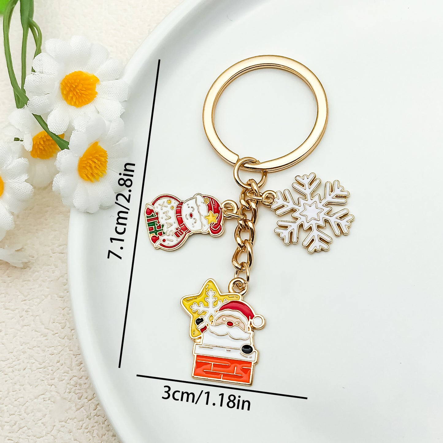 SISSLIA Cute Santa Claus Keychains Enamel Christmas Tree Wreath Keyrings Festival Gifts for Women Men Handbag Pendants Key Chains