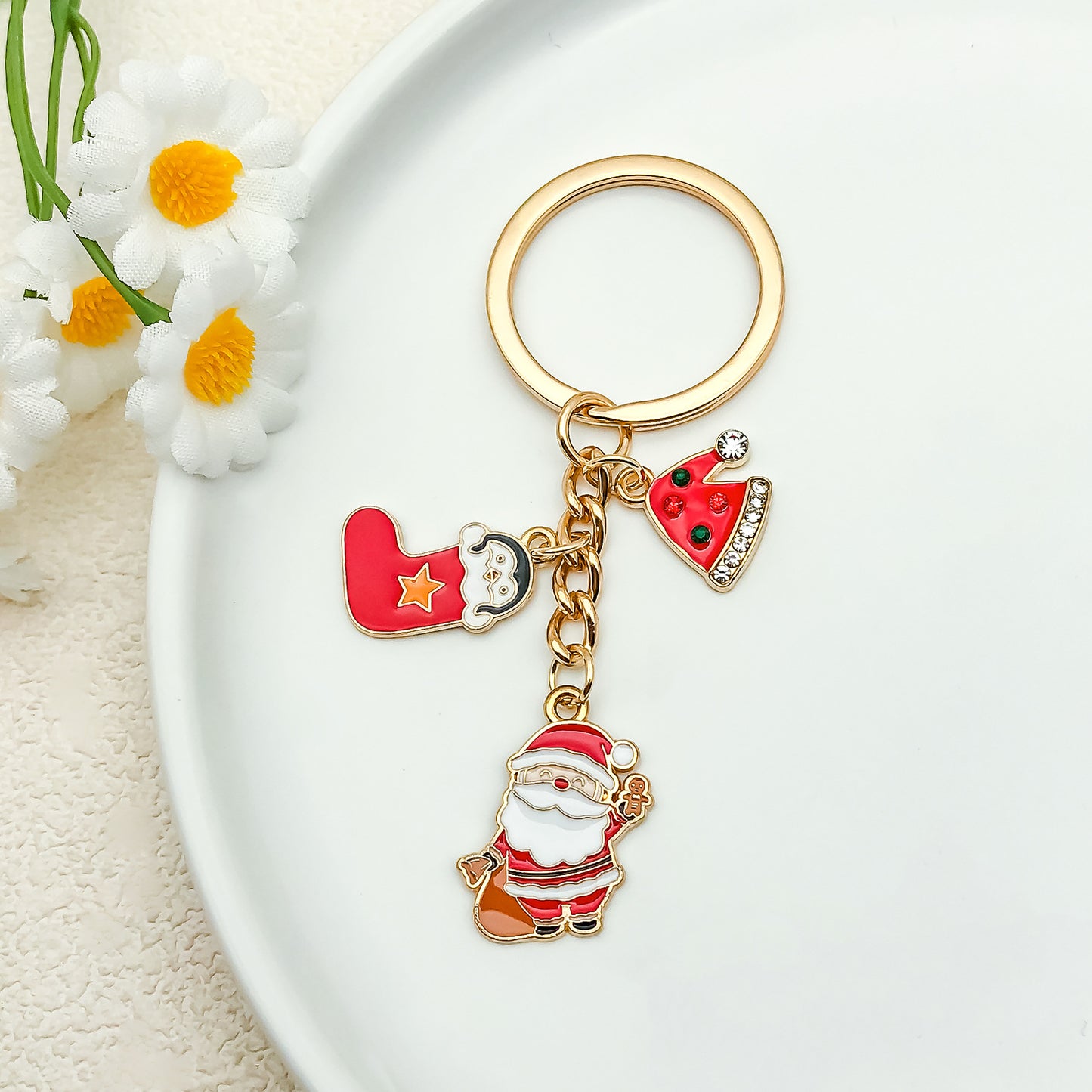 SISSLIA Cute Santa Claus Keychains Enamel Christmas Tree Wreath Keyrings Festival Gifts for Women Men Handbag Pendants Key Chains