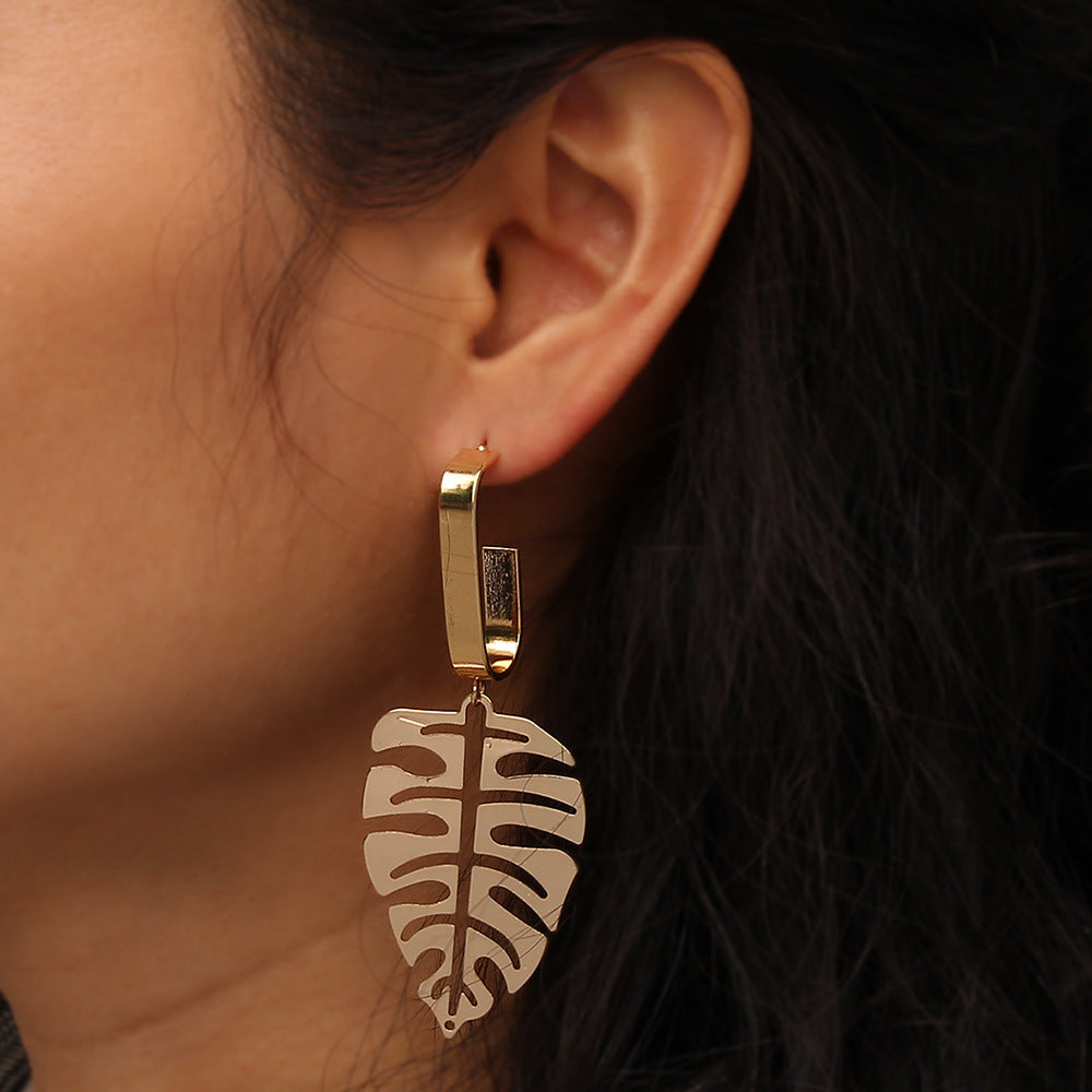 Retro Leaves Pendant Earrings