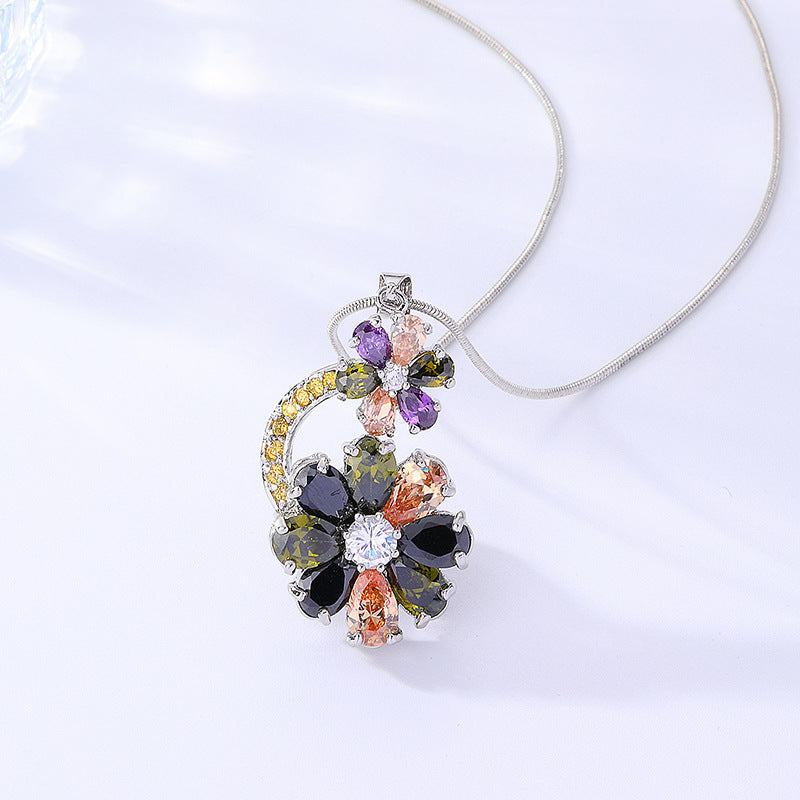 Flower Pendant Necklaces For Women