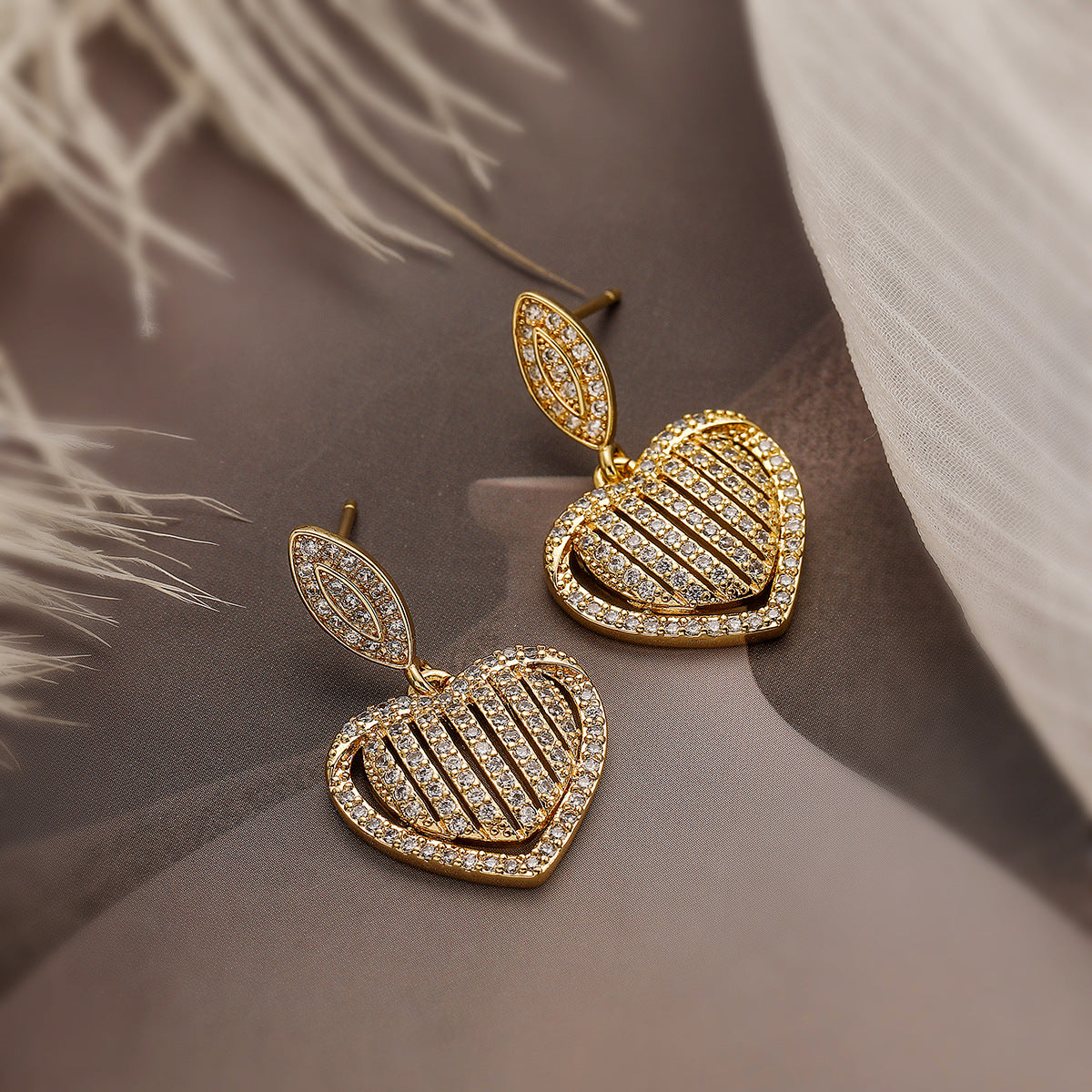 Sisslia High Quality Heart Earrings 2024 Trend Diamond Earrings For Women Rhinestone Drop Earrings for Women