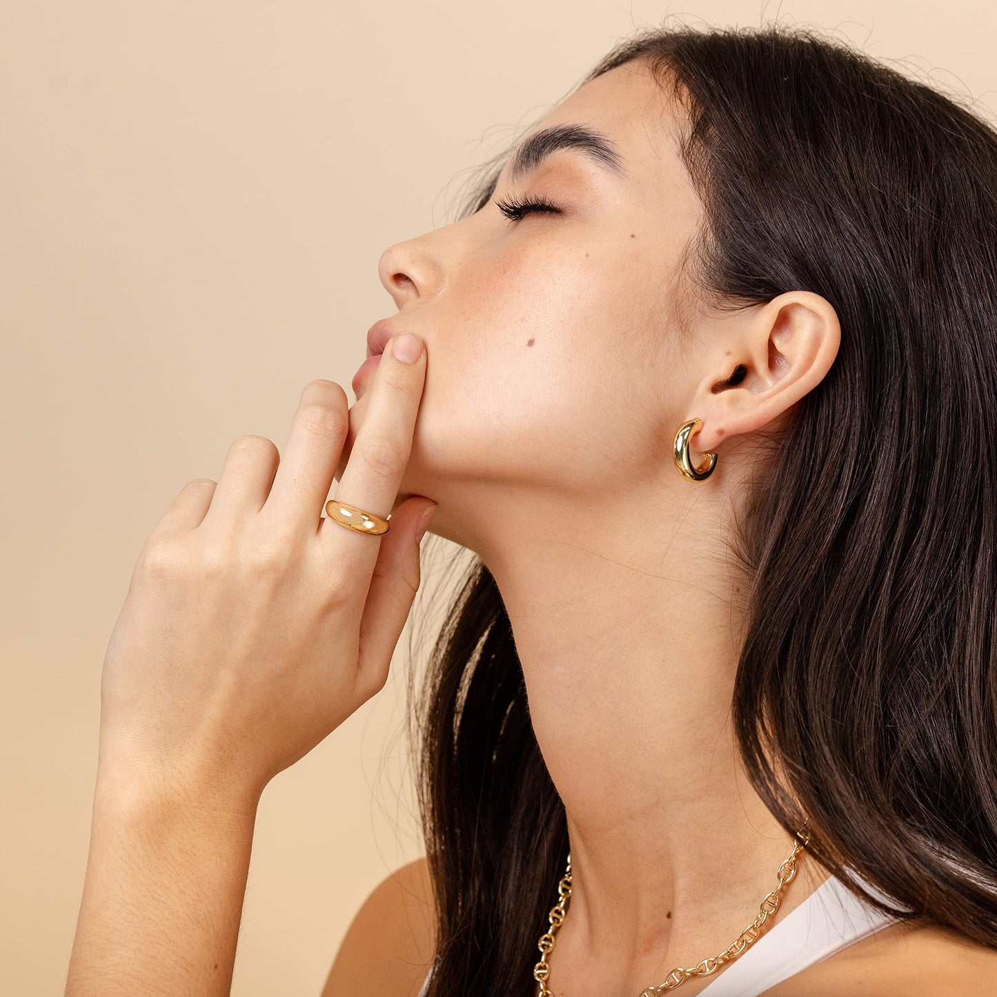 SISSLIA 14k/18k Gold Plated Lightweight Chunky Open Hoops for Women Trendy Gold Hoop Earrings