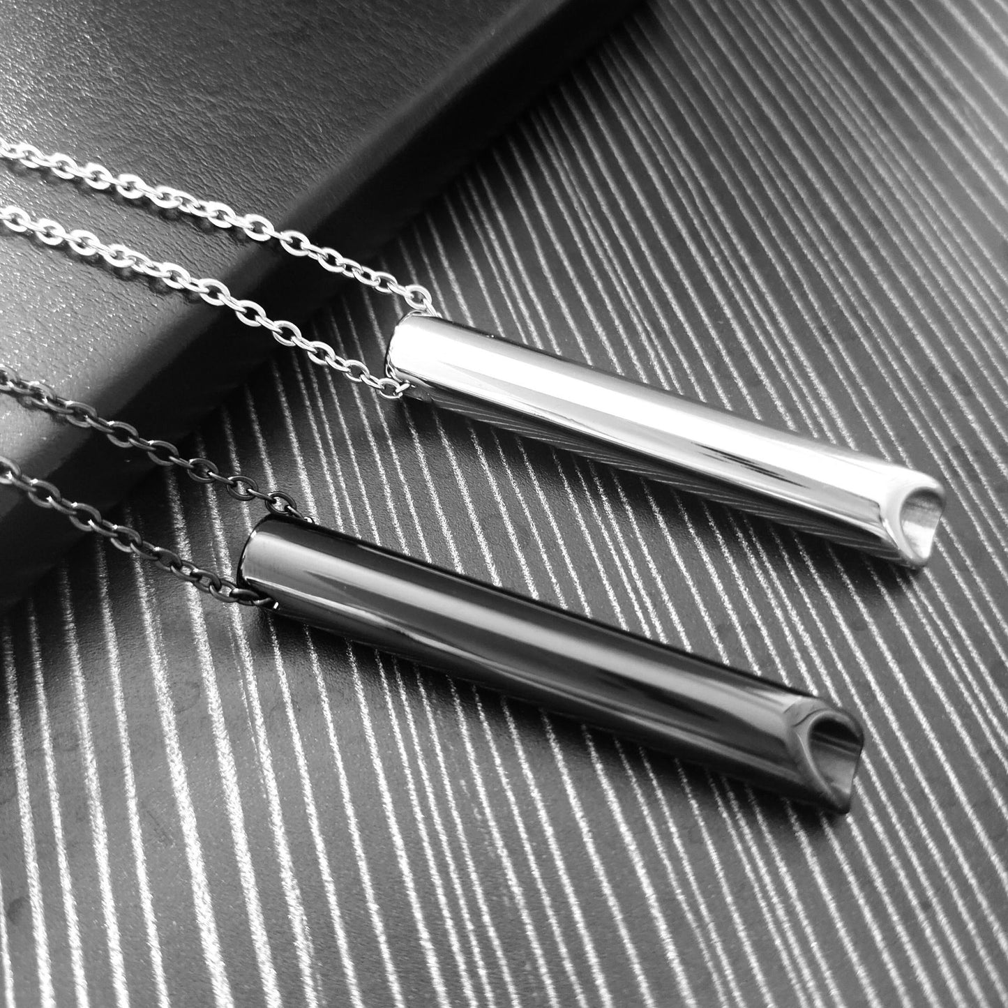 Sisslia Personalized Hip-Hop Stainless Steel Meditation Decompression Breathing Whistle Necklace For Men Women