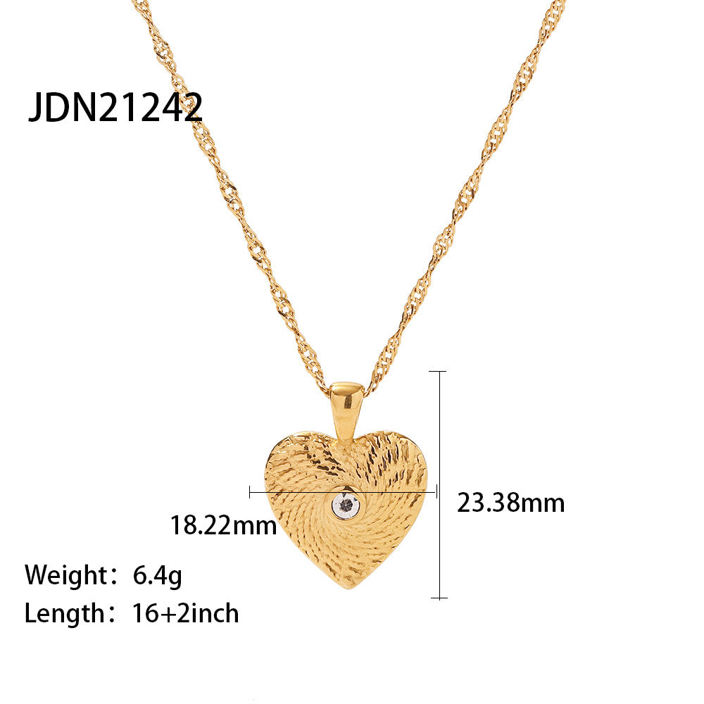 Sisslia Vintage 18K Gold Stainless Steel Various Style Natural Shell Heart Sun Moon Round Coin Medallion Pendant Necklaces