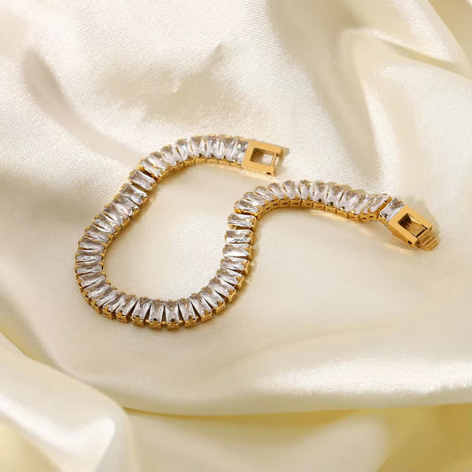 Sisslia Fashion New Premium Full Diamond Zircon Titanium Steel Color-proof Bracelet for Women