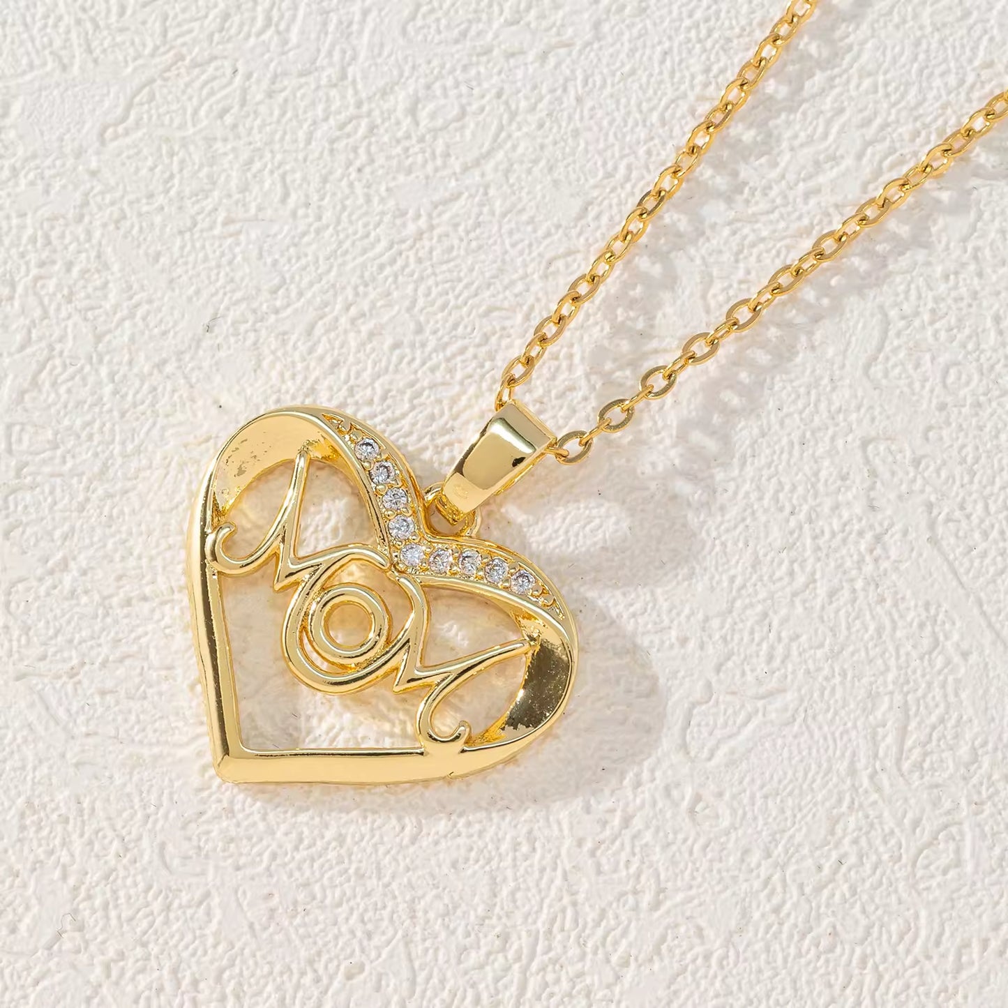 Fashion Mom Letter Love Necklace Mother's Day Gift Necklace Charms Pendant Necklace The Best Gift For Mother