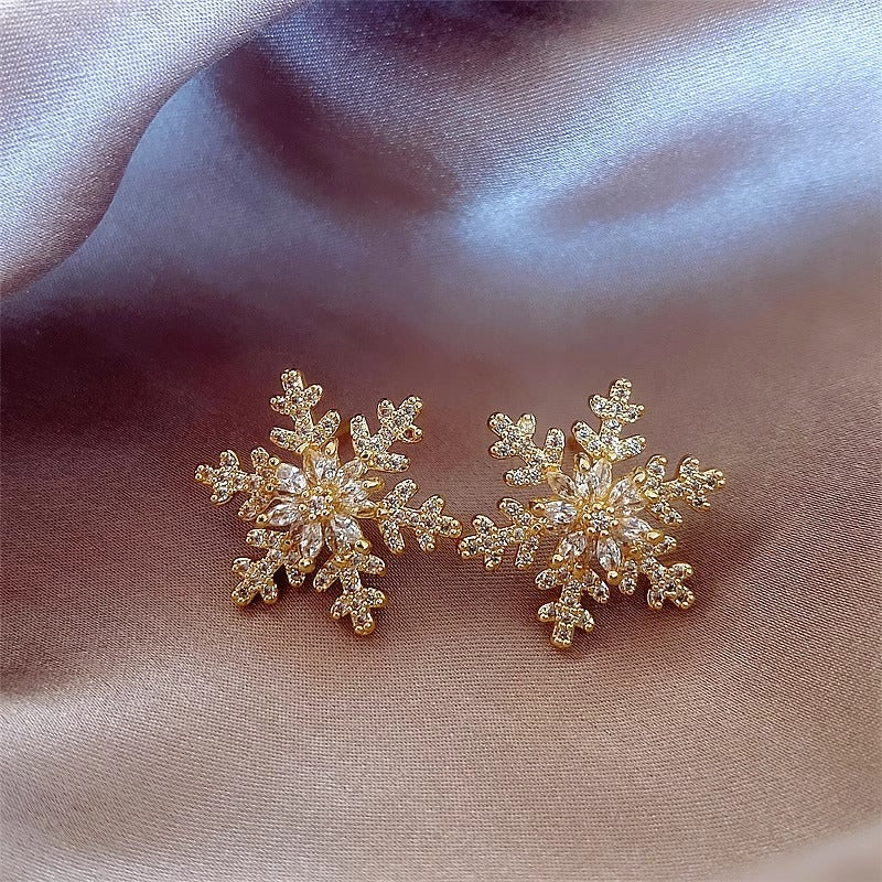 SISSLIA Elegant Snowflake Stud Earrings for Women Fashion Xmas Tree Crystal Zircon Earring Girls Party Jewelry
