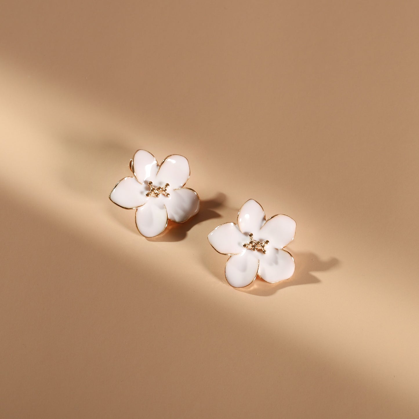White Flower Women's Earrings